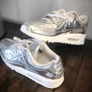 Air Max 90 metallic chrome